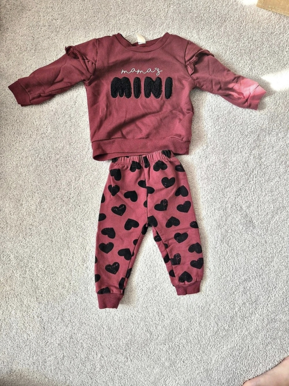 pl baby Mama's Mini Sweatshirt + Heart Pants | Jogger Set Girls 18M Red & Black